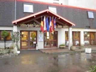 Hotel Du Golf Coignières Eksteriør bilde